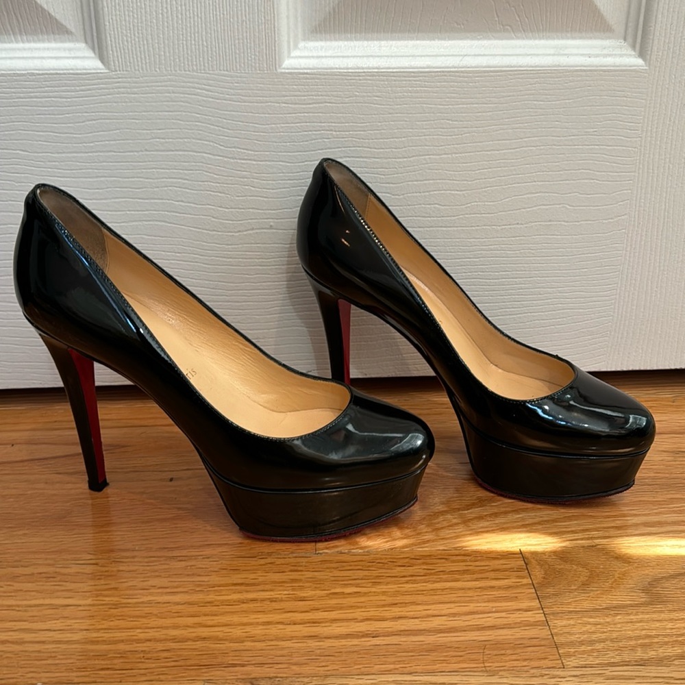 Christian Louboutin Bianca 120 patent Calf 7.5